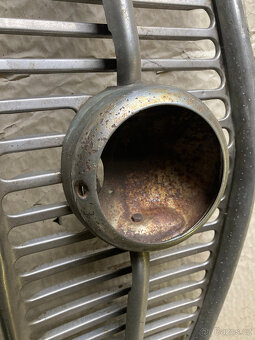 Maska chromová FIAT 1100 +jiné díly - 2