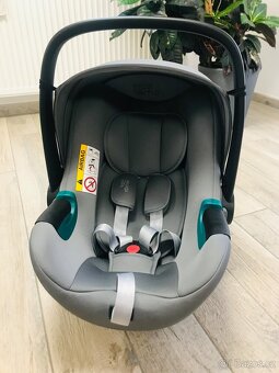 Britax Römer Baby Safe 3 i-Size - 2
