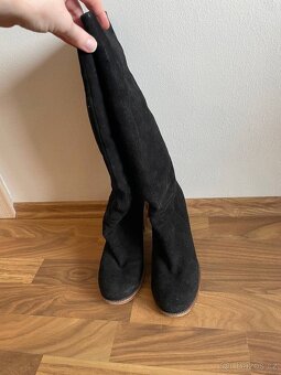 Dámské černé semišové kozačky - 2