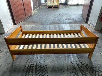Postel 90x190 masiv - 2