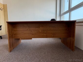 Kancelářské psací stoly - 2