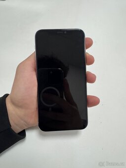 iPhone 11 Pro 64GB - 2