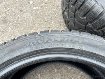 Pneumatiky PIRRELI ice zero 305/35 R21 109H - 2