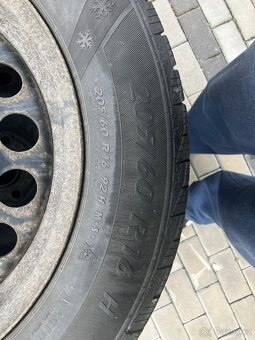 205/60 R16 - 2