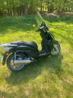 Skútru Kymco 250 - 2