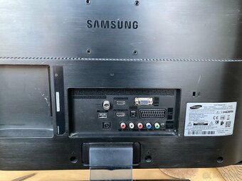 24" Monitor s T2 tunerem Samsung T24E390EW - 2