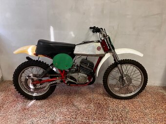 ČZ 250 typ 980 motokros r.v. 1975 - 2