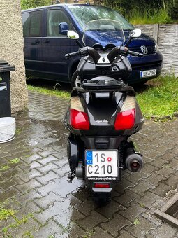 Aprilia Atlantic Sprint 500 - 2