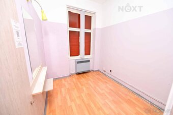 Pronájem komerční Obchodní prostory, 86㎡ - 2