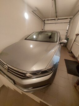 Prodám VW Passat B8 sedan Highline šedý - 2