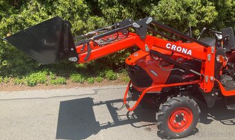 Traktor s čelním nakladačem 2601 - 2