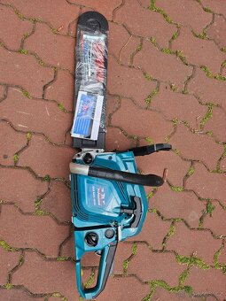Nová pila MAKITA DCS6401 - 2