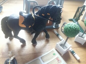 Schleich set stál Tori Princess jezdkyně kloubová koně - 2