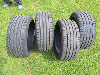 Letní pneu 235/40 R19 96Y - 2