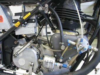 Koupím motor jawa 890 - 2