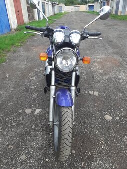 Kawasaki ER5 - 2