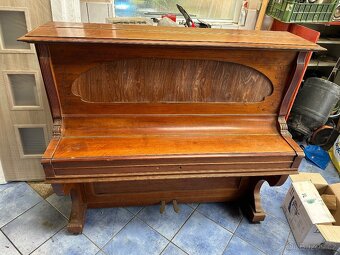 Starý pianino - 2