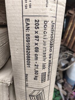 JEDNOLŮŽKOVÁ POSTEL DŘEVO DUB - 2