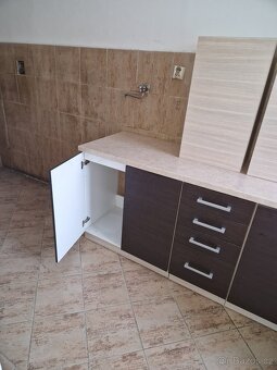 Kuchyňská linka nová - 2