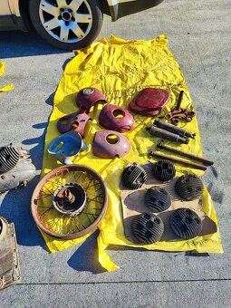 Prodám díly na motorky CZ, Jawa - 2