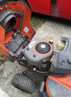 Zahradní traktor Husqvarna TC 138 M - 2