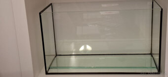 Prodám akvárium 40x30x70 - 2
