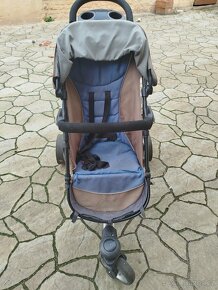 Sportovní kočárek - 2