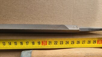 Pilník ruční trojhranný - 2