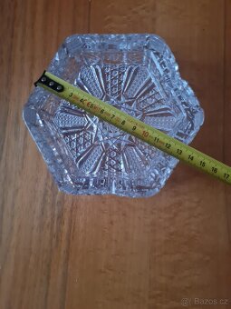 Popelník broušený - 2