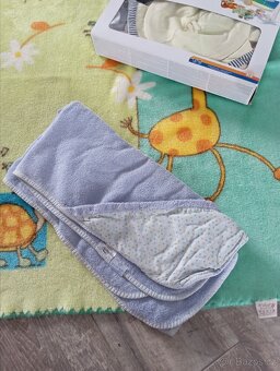 Deka, osuška a kolotoč nad postýlku - 2