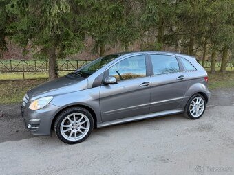 Mercedes Benz B200 - 2