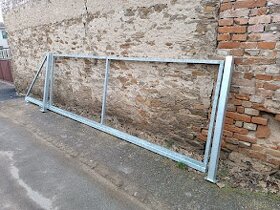 Samonosná brána ,zinkovaná ,včetně příslušenství - 2