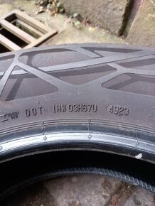 Continental EcoContact 6 215/65 R17 103V
- 2