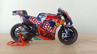 Brad Binder KTM 1:12 NewRay MotoGP - 2
