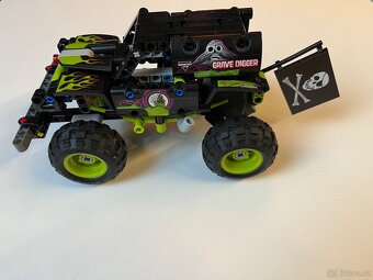 Lego Technic 42118, 42134, 42119 - 2