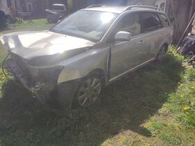 Toyota Avensis 2.2. 110 kW r.v.2008 - 2