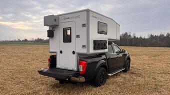 Obytná nástavba na pickup CABMANIAC BASECAB - 2