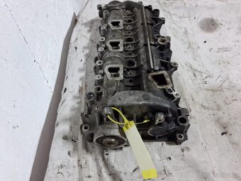 Sestava víka ventilů Peugeot/Citroen 9812647280 - 2