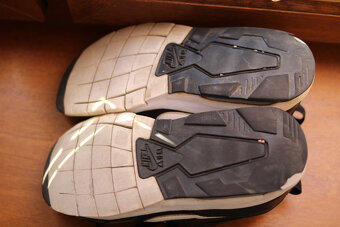originál botasky Nike - vel. 37,5 - stélka 22,5 cm - 2