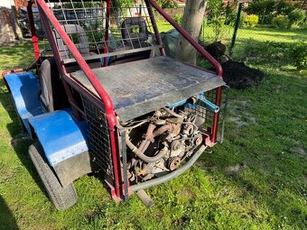 Buggy , pevný rám . 120-ka motor. - 2