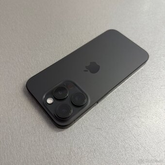 iPhone 15 Pro 256GB black titan, pěkný stav, rok záruka - 2