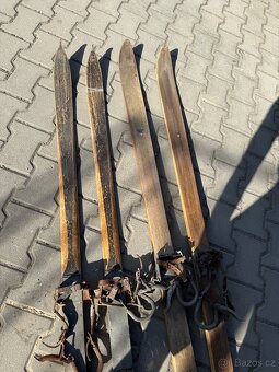 Staré dřevěné lyže 2 páry - 2