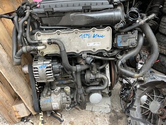 Golf 7 1.2 TSI 81 kw typ- CYV 86 tisíc km - 2