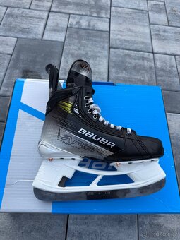 Brusle Bauer Vapor HyperLite 2 Int - 2