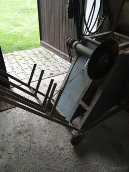 Stolní pila - 2
