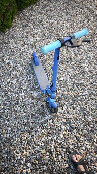 Ninebot eKickScooter ZING E8 - 2