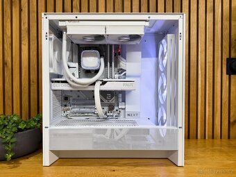 Herní PC - RYZEN 7950X, RTX 5070, 32 GB RAM, 1TB SSD
- 2