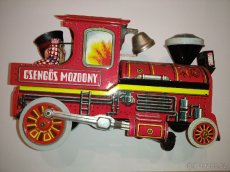 PLECHOVÁ MAŠINKA - 2