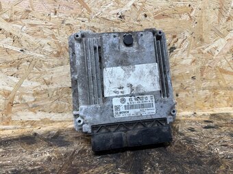 ŘÍDICÍ JEDNOTKA MOTORU 03L906022KD - 2