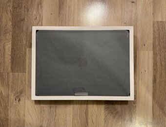 MacBook Air 15 M3 CZ (2024) Temně inkoustový - 2